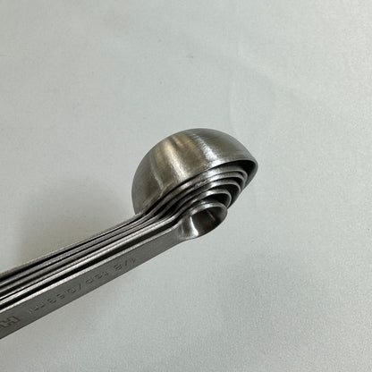 The Measuring Spoon